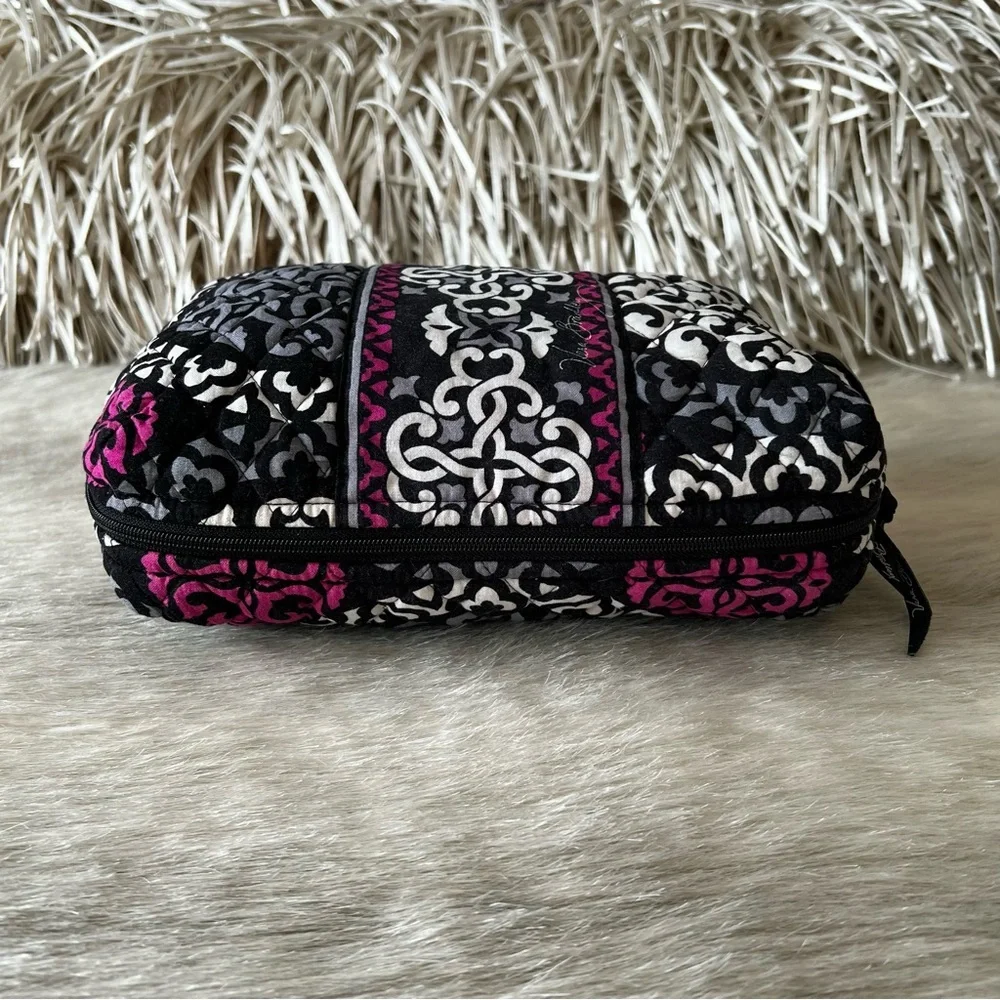 VERA BRADLEY Canterberry Magenta 2013 L Lined Cosmetic Case Black Pink USA